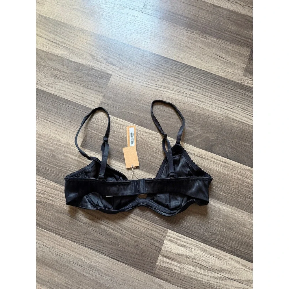 $54 NWT SKIMS Heavyweight Satin Triangle Bralette Womens S Onyx Black - Picture 4 of 5